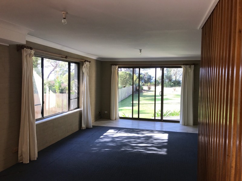 1/9 WINNIMA LANE, Huskisson NSW 2540