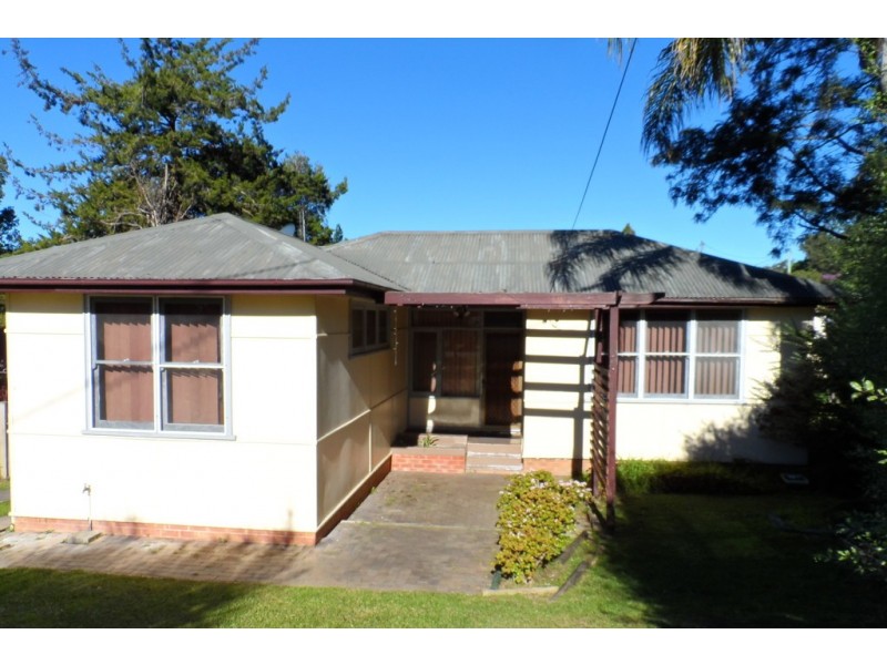 7 Bourne Avenue, Nowra NSW 2541