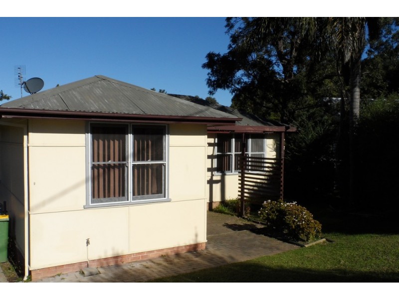 7 Bourne Avenue, Nowra NSW 2541