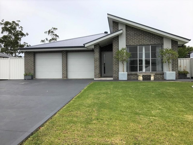 7 HOGBIN CRESCENT, Sanctuary Point NSW 2540