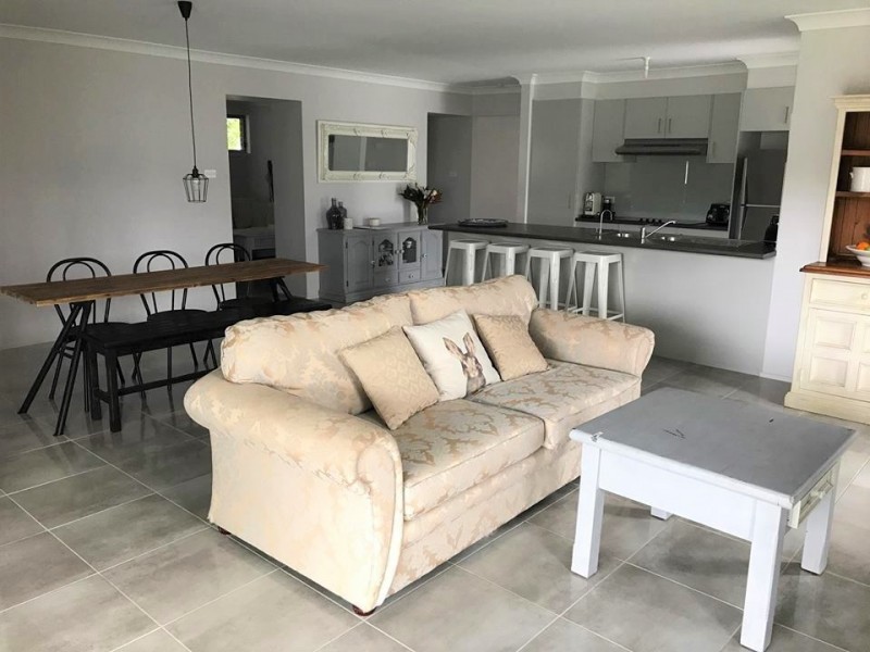 7 HOGBIN CRESCENT, Sanctuary Point NSW 2540