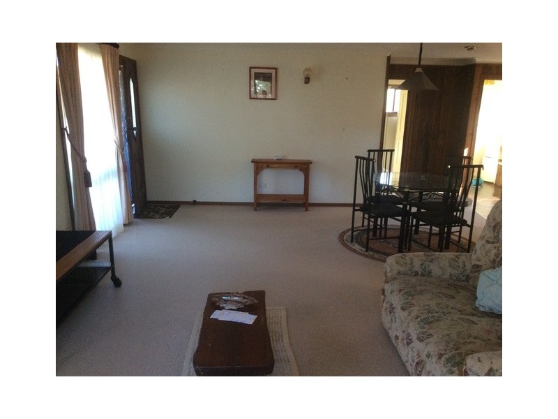 27 Cessna Avenue, Sanctuary Point NSW 2540