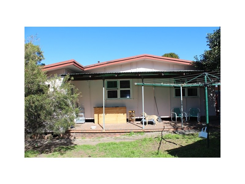 61 Birriley Street, Bomaderry NSW 2541