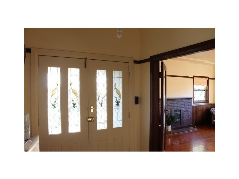 25 Worrigee Street, Nowra NSW 2541