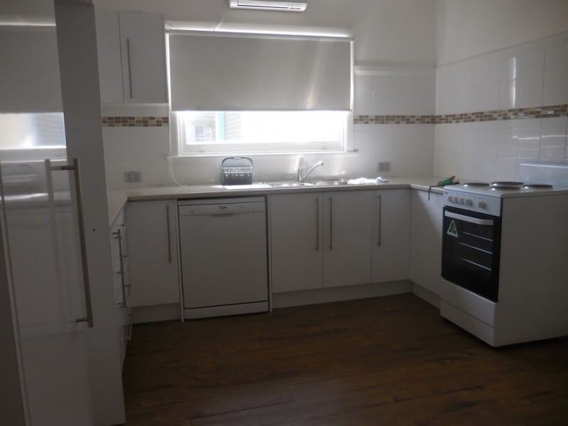 2A ERNEST STREET, Nowra NSW 2541