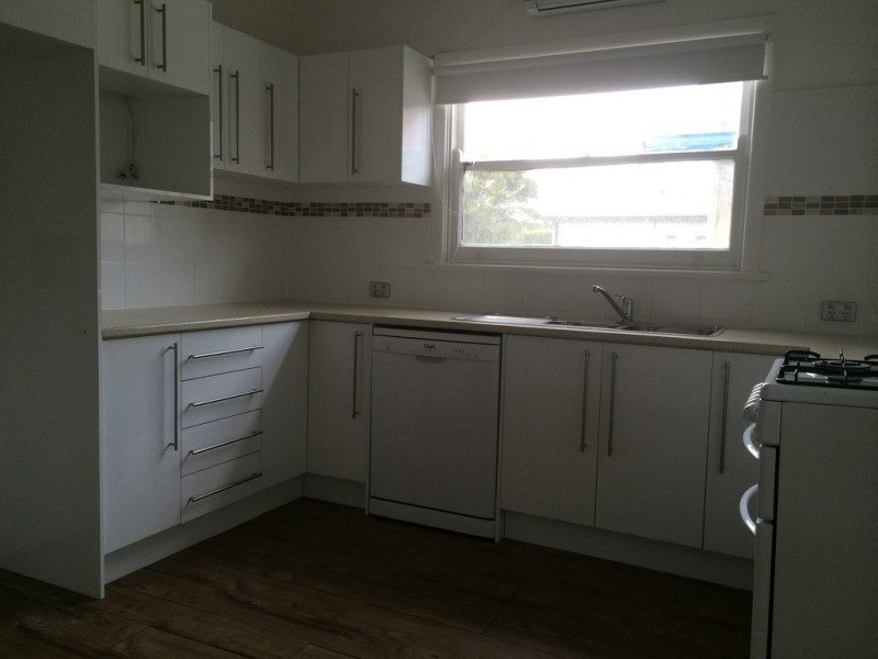 2A ERNEST STREET, Nowra NSW 2541