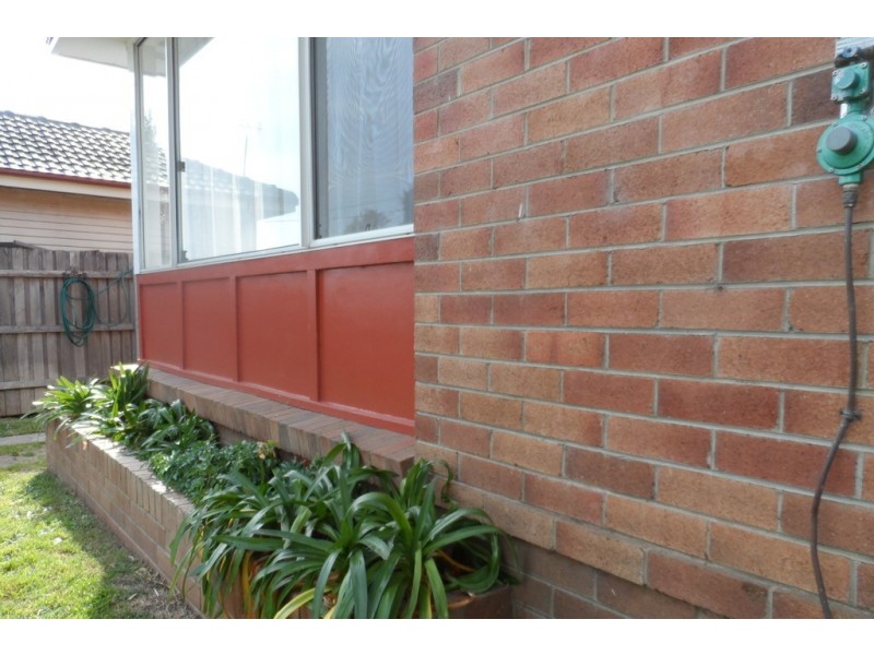25 Sampson Crescent, Bomaderry NSW 2541