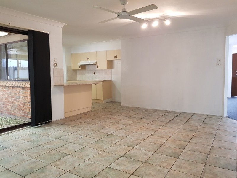 7 Hesperus Close, Nowra NSW 2541