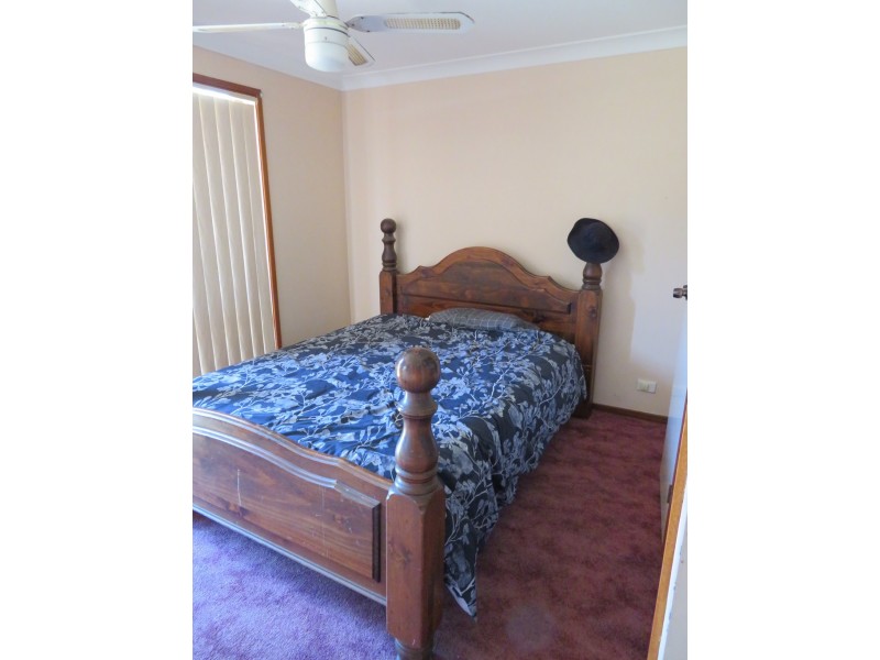 7 Glenair Avenue, West Nowra NSW 2541