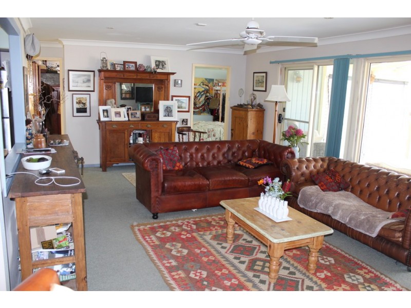 39 Eastbourne Avenue, Culburra Beach NSW 2540