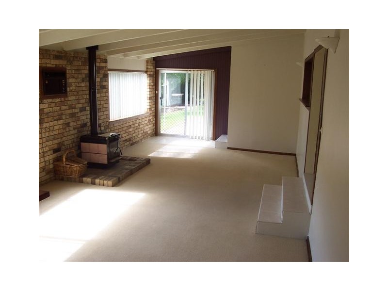 42 Douglas Street, Nowra NSW 2541