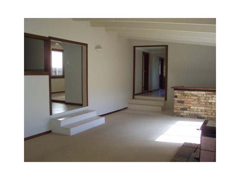 42 Douglas Street, Nowra NSW 2541