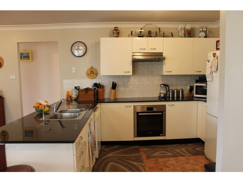 1 Golden Grove, Worrigee NSW 2540