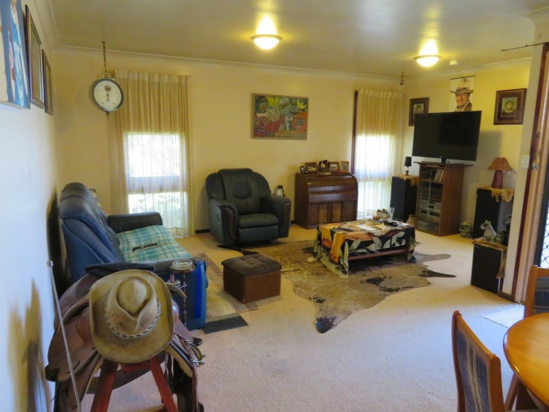 16 Wondalga Crescent, Nowra NSW 2541