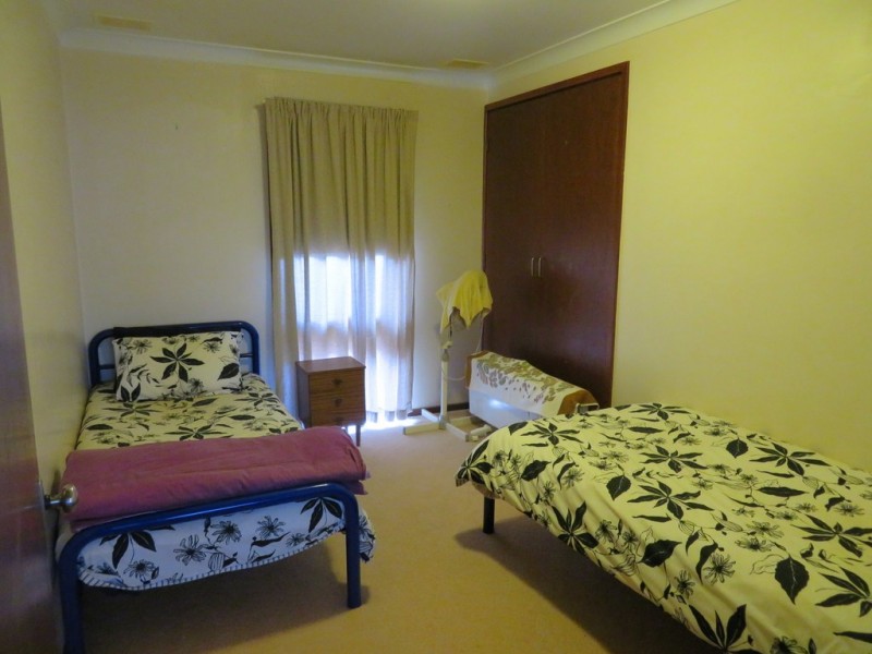 16 Wondalga Crescent, Nowra NSW 2541