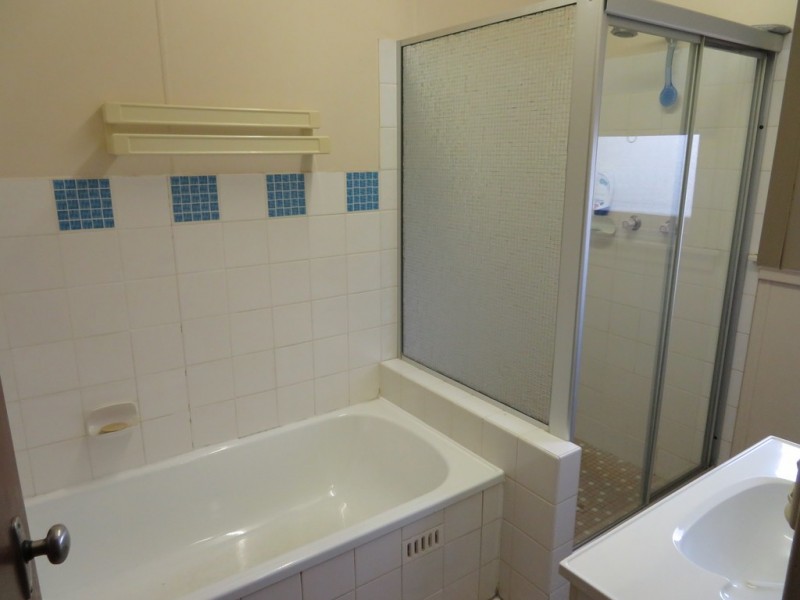 16 Wondalga Crescent, Nowra NSW 2541