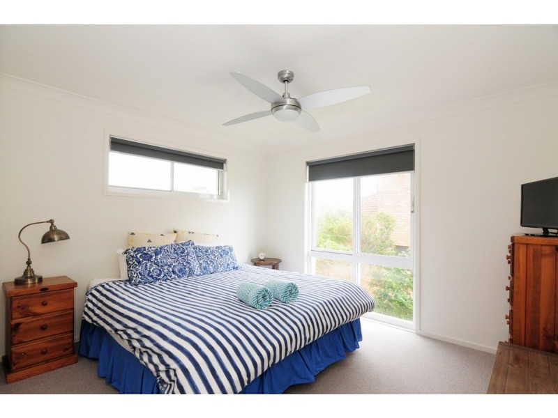 100 ELIZABETH DRIVE, Vincentia NSW 2540