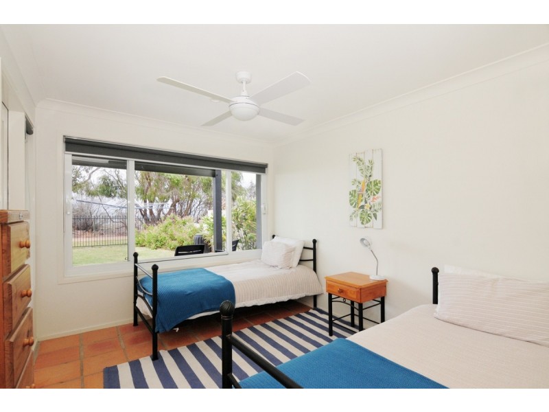 100 ELIZABETH DRIVE, Vincentia NSW 2540