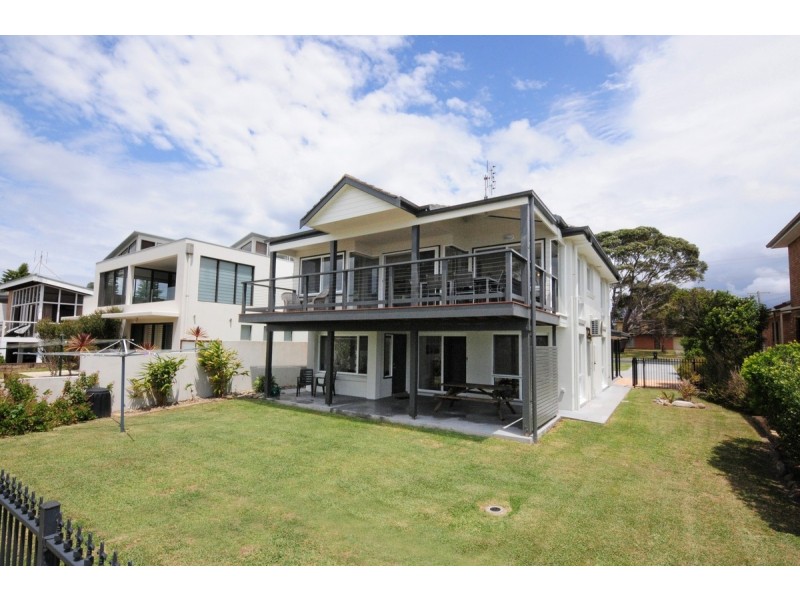 100 ELIZABETH DRIVE, Vincentia NSW 2540