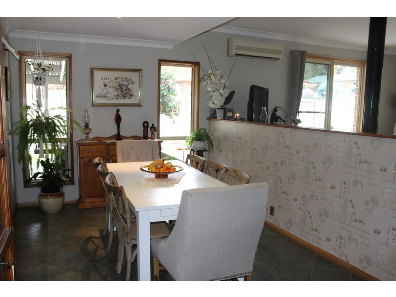 10 Cammaray Drive, St Georges Basin NSW 2540