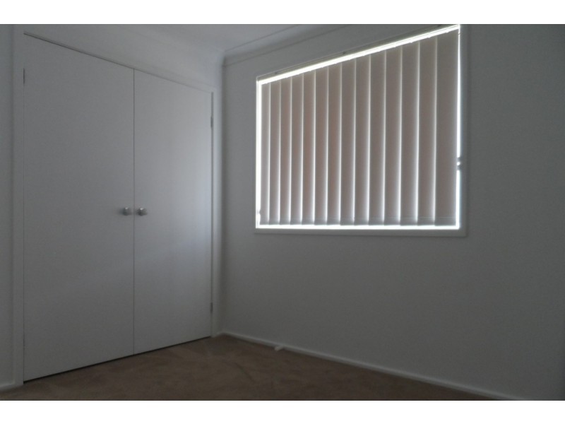 8 Whitewood Street, Worrigee NSW 2540