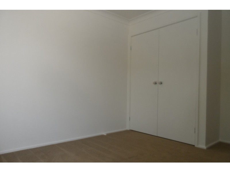 8 Whitewood Street, Worrigee NSW 2540