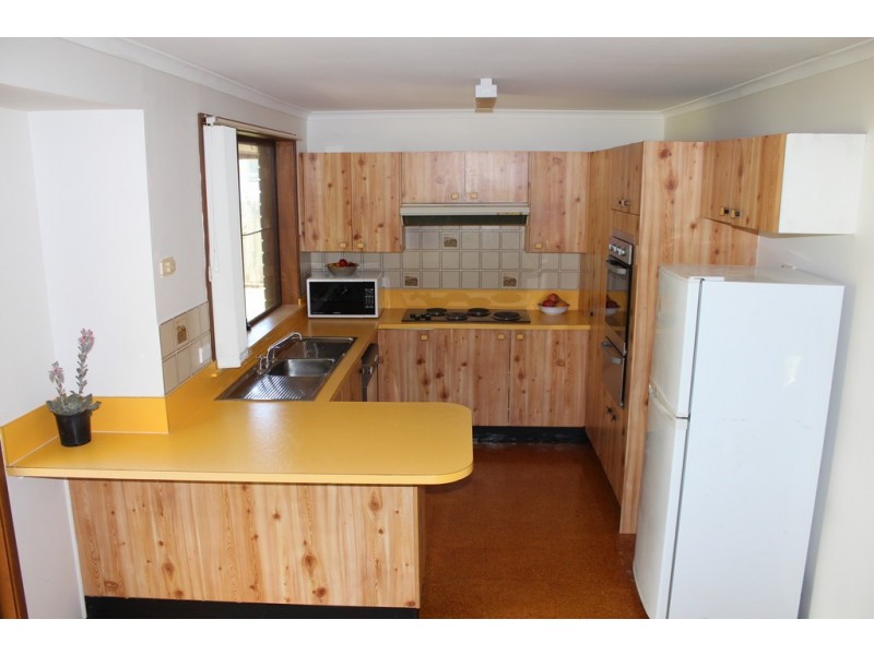 98 FAIRLANDS STREET, Culburra Beach NSW 2540