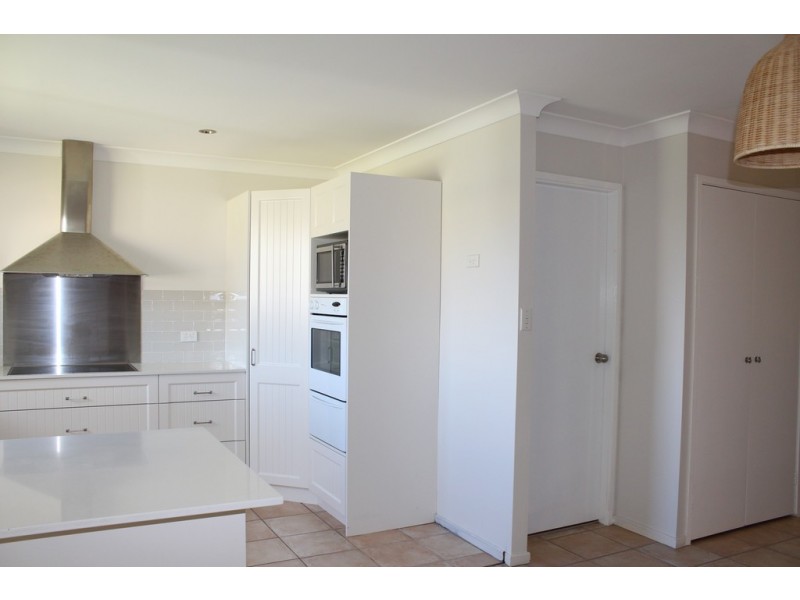 8 Glenholme Way, Culburra Beach NSW 2540