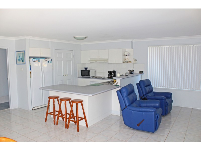 43 Eastbourne Avenue, Culburra Beach NSW 2540