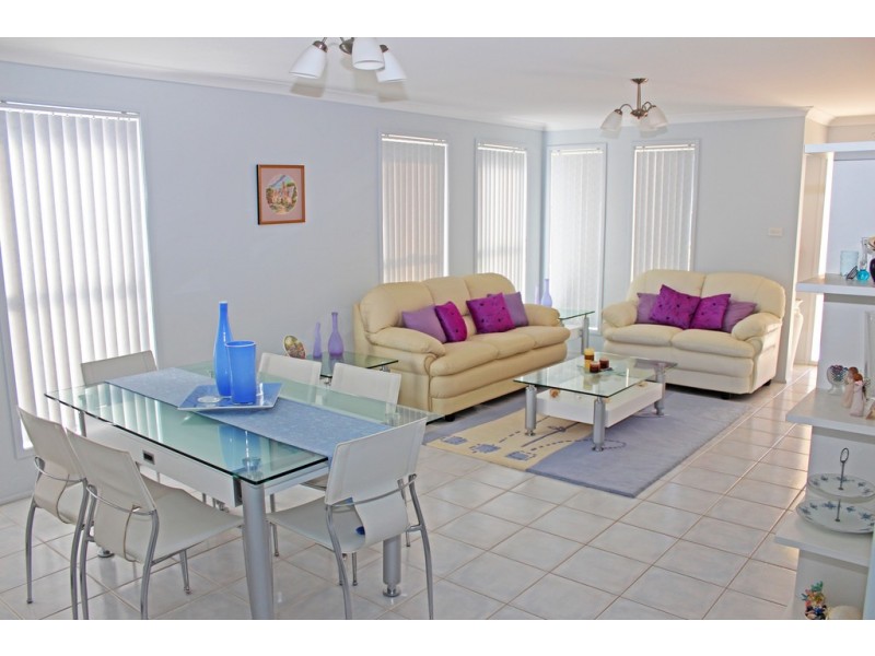 43 Eastbourne Avenue, Culburra Beach NSW 2540