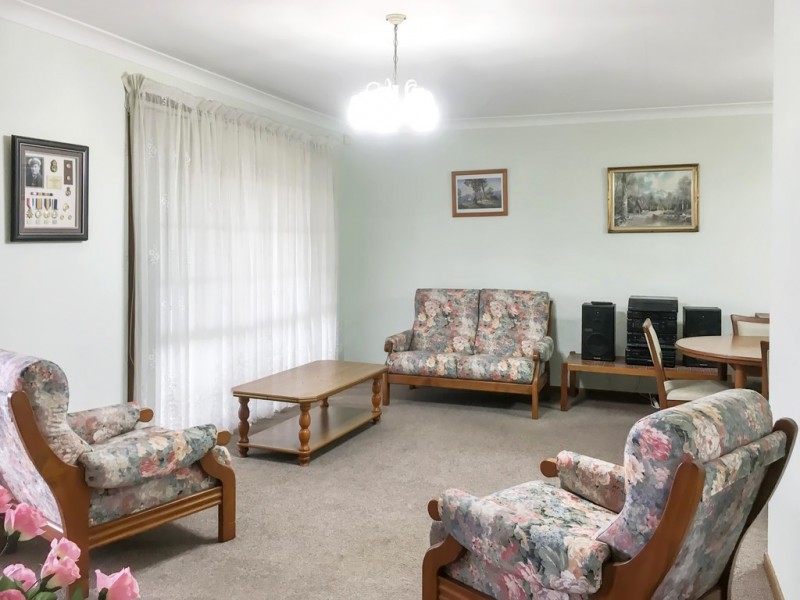 6 TURVEY CRESCENT, St Georges Basin NSW 2540