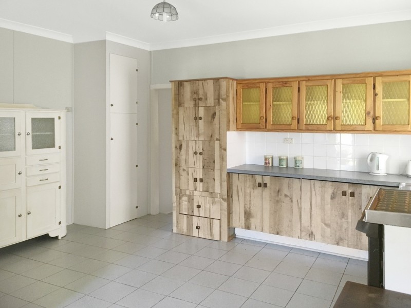 18 Krestrel Avenue, Sanctuary Point NSW 2540