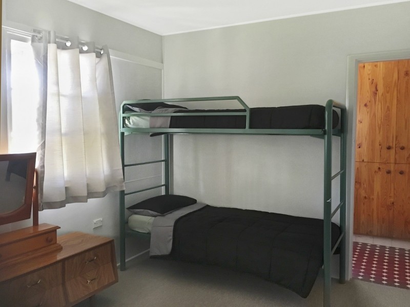 18 Krestrel Avenue, Sanctuary Point NSW 2540