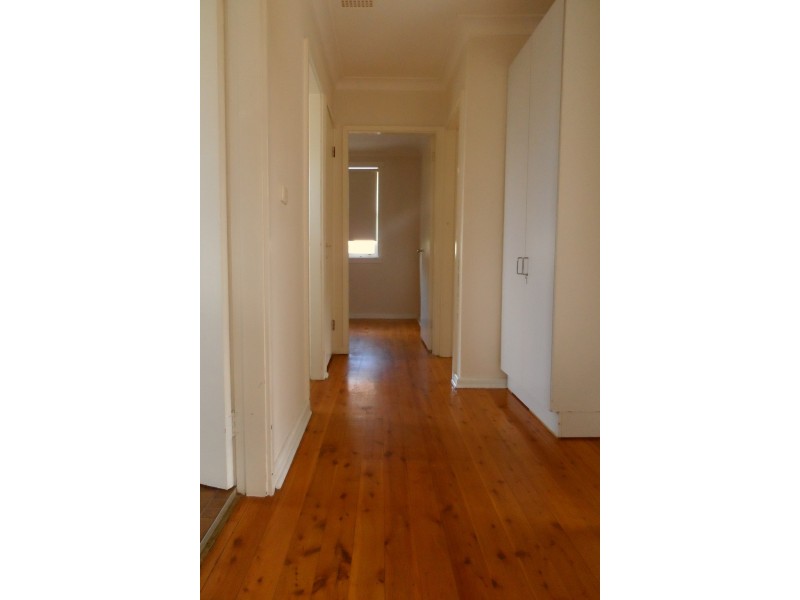 5 Miller Street, Nowra NSW 2541