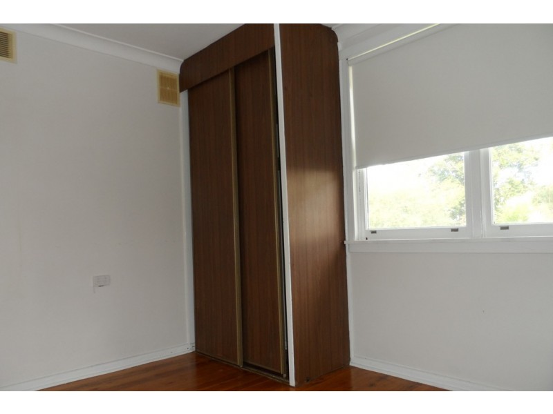 5 Miller Street, Nowra NSW 2541