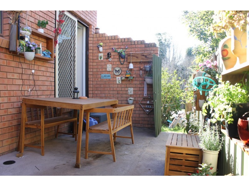 1/5 CAMPBELL PLACE, Nowra NSW 2541