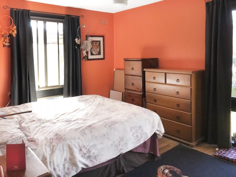 2 Abergeldie Street, Nowra NSW 2541