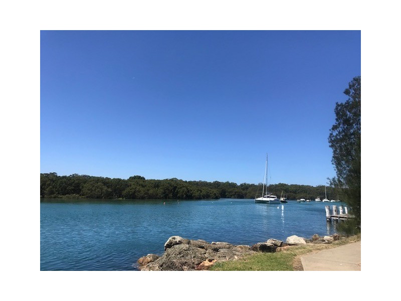 49 Frank Lewis Way, Woollamia NSW 2540