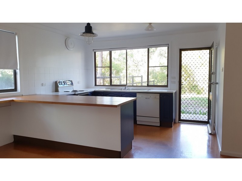 9 Attunga Ave, Sanctuary Point NSW 2540