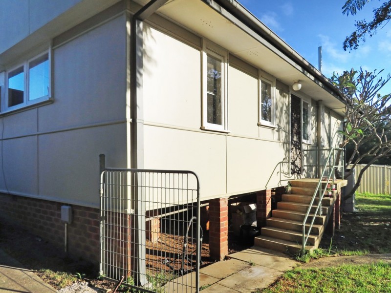 2 MCGUIRE AVENUE, Nowra NSW 2541