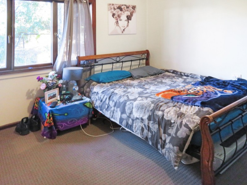 2 MCGUIRE AVENUE, Nowra NSW 2541