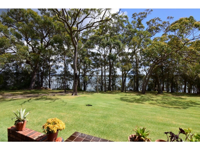 241 Walmer Avenue, Sanctuary Point NSW 2540