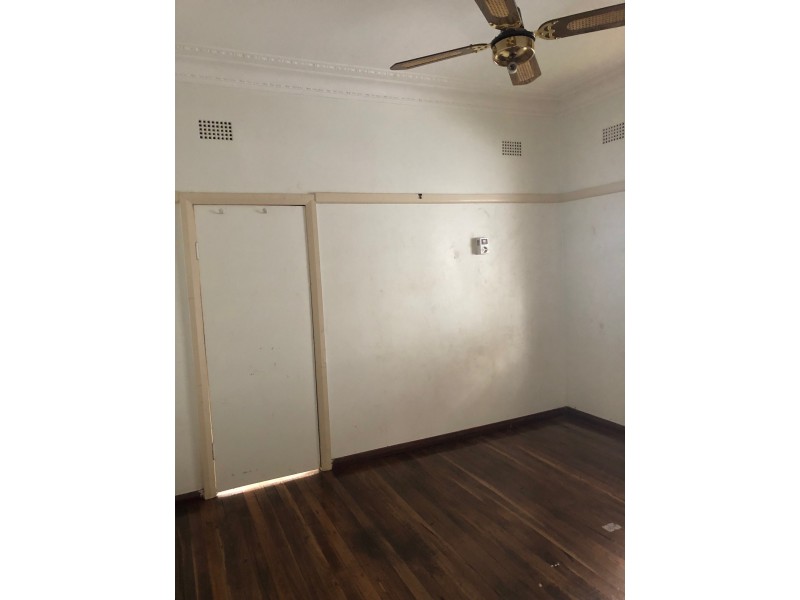 114 Douglas Street, Nowra NSW 2541