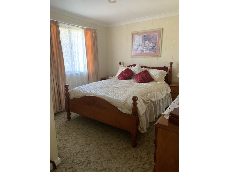 1 Ringbalin Crescent, Bomaderry NSW 2541