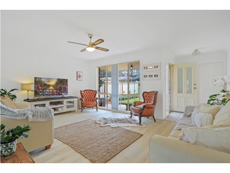 7 TURVEY CRESCENT, St Georges Basin NSW 2540