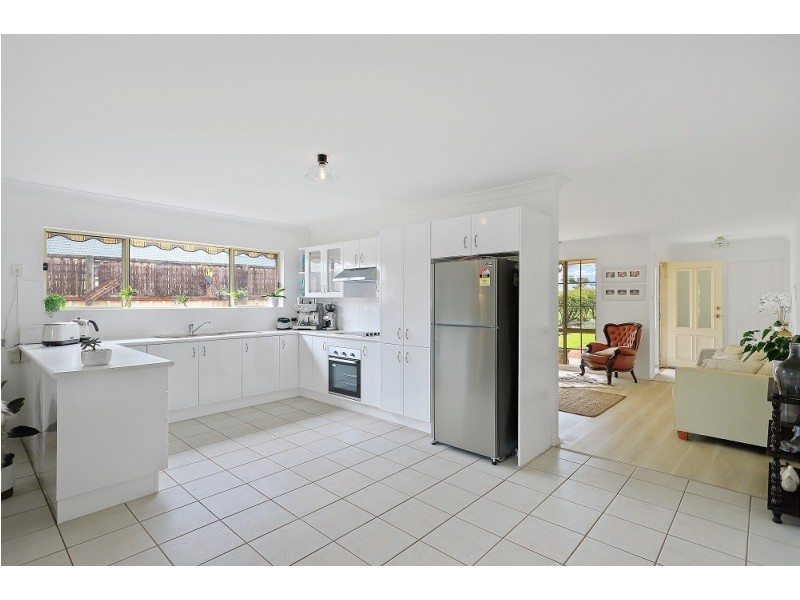 7 TURVEY CRESCENT, St Georges Basin NSW 2540