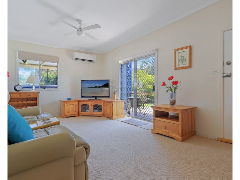 17 TASMAN ROAD, St Georges Basin NSW 2540