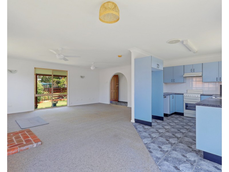 17 TASMAN ROAD, St Georges Basin NSW 2540