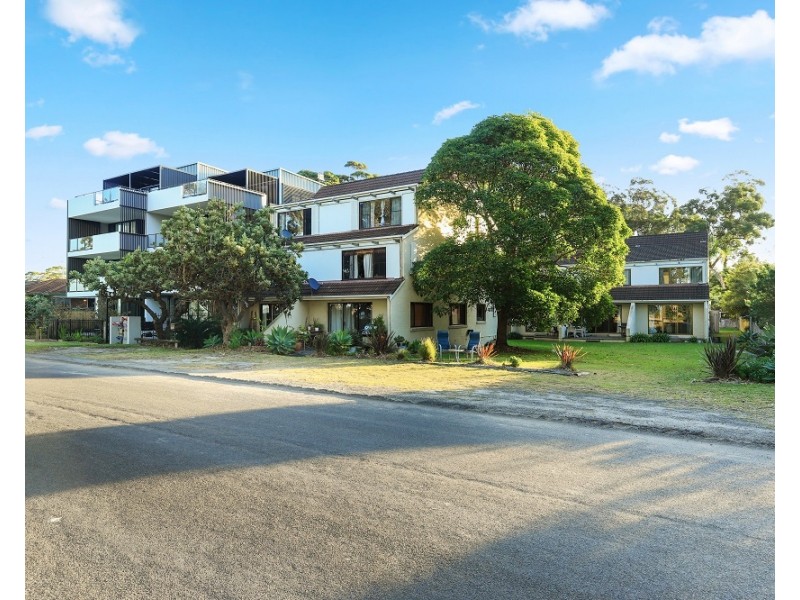 5-6 Beach street, Huskisson NSW 2540