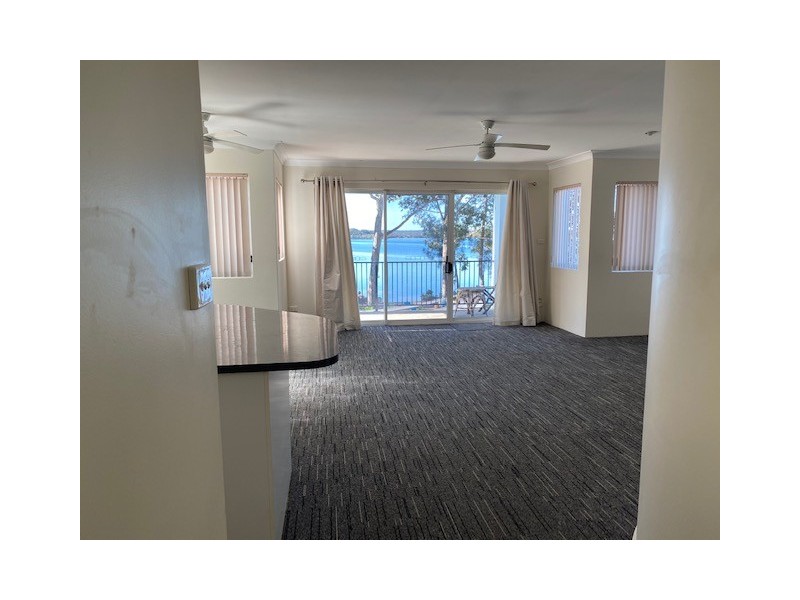 4 Island Point Road, St Georges Basin NSW 2540